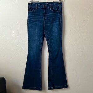 Ana Flare leg Jeans